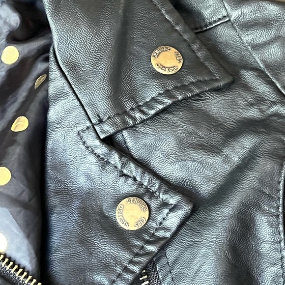 🖤 Oshkosh Leather Jacket - Picture 2 of 7